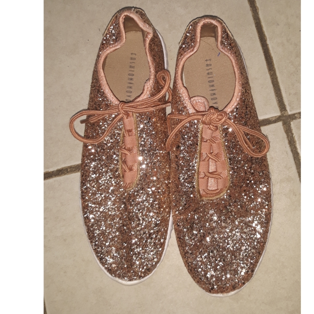 Fashion Nova Glistening Sneakers
